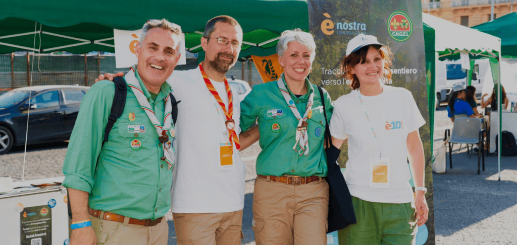 Partnership tra ènostra e scout CNGEI per promuovere energia rinnovabile e sostenibilità ambientale. Partnership tra ènostra e scout CNGEI per promuovere energia rinnovabile e sostenibilità ambientale.