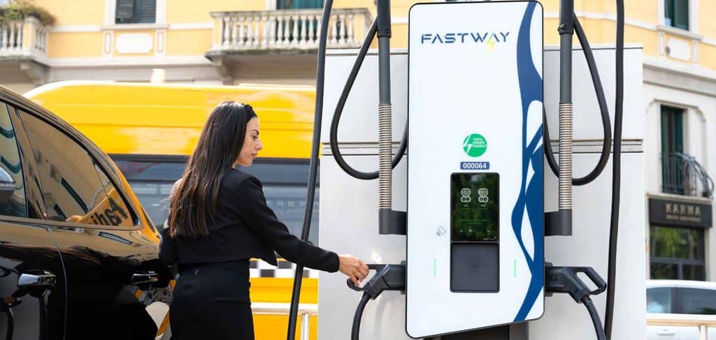 Fastway ha scelto ènostra per fornire ai suoi clienti elettricità 100% rinnovabile, etica e sostenibile